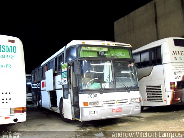 Lael Turismo 7000 na cidade de São Paulo, São Paulo, Brasil, por Andrew Campos. Número da foto: #3398464.