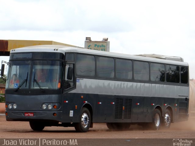 Ônibus Particulares 7625 na cidade de Peritoró, Maranhão, Brasil, por João Victor. ID da foto: 3333762.