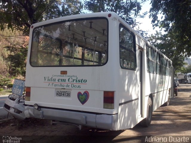 Ônibus Particulares 4135 na cidade de Três Rios, Rio de Janeiro, Brasil, por Adriano Duarte. ID da foto: 3334545.