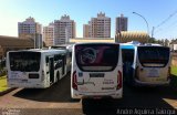 TCGL - Transportes Coletivos Grande Londrina PISO BAIXO na cidade de Londrina, Paraná, Brasil, por André Aguirra Taioqui. Número da foto: #:id.