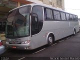 Ônibus Particulares 8182 na cidade de Juiz de Fora, Minas Gerais, Brasil, por Nicácio Goulart Macedo. Número da foto: #:id.