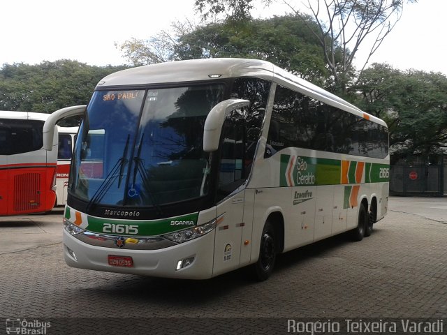 Cia. São Geraldo de Viação 21615 na cidade de São Paulo, São Paulo, Brasil, por Rogério Teixeira Varadi. ID da foto: 3400056.