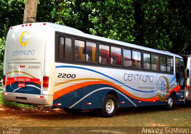 Centauro Turismo 2200 na cidade de Lavras, Minas Gerais, Brasil, por Andrey Gustavo. Número da foto: #3401866.