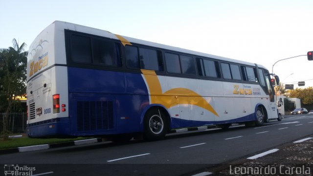 Turismo Zuca 8000 na cidade de Guaxupé, Minas Gerais, Brasil, por Leonardo Carola. Número da foto: #3425105.