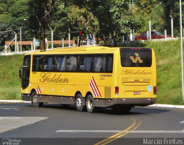 Viação Itapemirim 45233 na cidade de Ribeirão Preto, São Paulo, Brasil, por Marcio Freitas. Número da foto: #3425841.