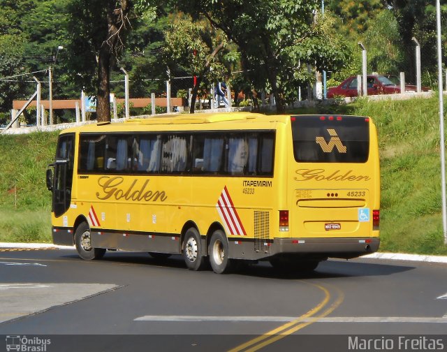 Viação Itapemirim 45233 na cidade de Ribeirão Preto, São Paulo, Brasil, por Marcio Freitas. ID da foto: 3425841.