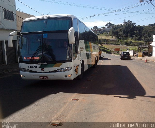 Empresa Gontijo de Transportes 14070 na cidade de Araxá, Minas Gerais, Brasil, por Guilherme Antonio. ID da foto: 3425857.