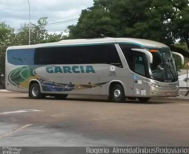 Viação Garcia 7716 na cidade de Maringá, Paraná, Brasil, por Rogerio  Almeida. Número da foto: #3430343.