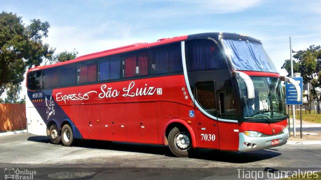 Expresso São Luiz 7030 na cidade de Brasília, Distrito Federal, Brasil, por Tiago Gonçalves. Número da foto: #3430608.