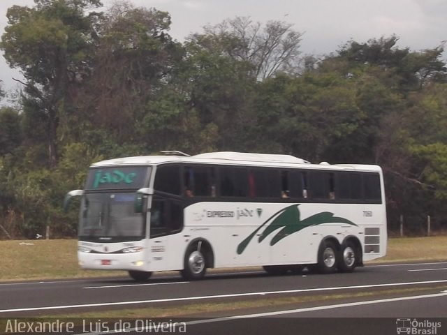 Expresso Jade 7060 na cidade de Botucatu, São Paulo, Brasil, por Alexandre  Luis de Oliveira. Número da foto: #3431917.