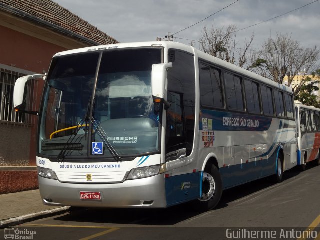 Expresso São Geraldo 15000 na cidade de Araxá, Minas Gerais, Brasil, por Guilherme Antonio. Número da foto: #3432223.