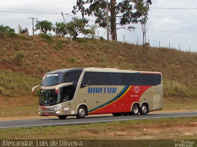 Biritur - Birigui Turismo 9014 na cidade de Botucatu, São Paulo, Brasil, por Alexandre  Luis de Oliveira. Número da foto: #3431888.