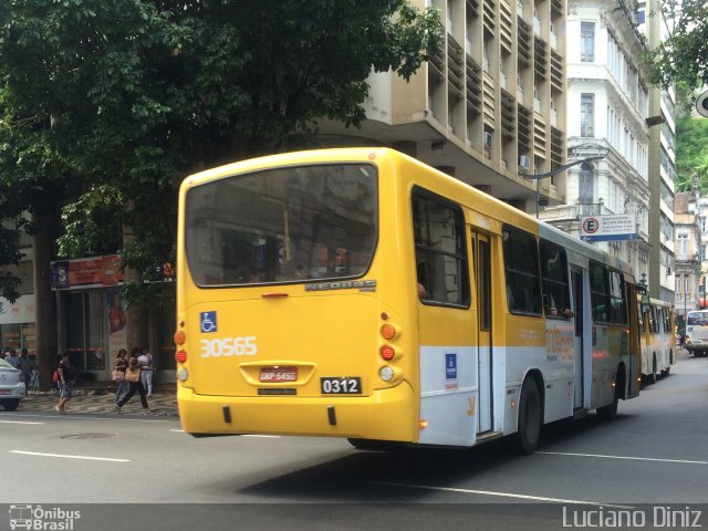 Plataforma Transportes 30565 na cidade de Salvador, Bahia, Brasil, por Luciano Diniz. ID da foto: 3434385.