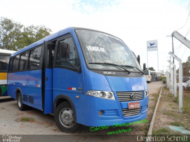 Ônibus Particulares 204 na cidade de Santa Maria, Rio Grande do Sul, Brasil, por Cleverton Schmitt. Número da foto: #3435986.