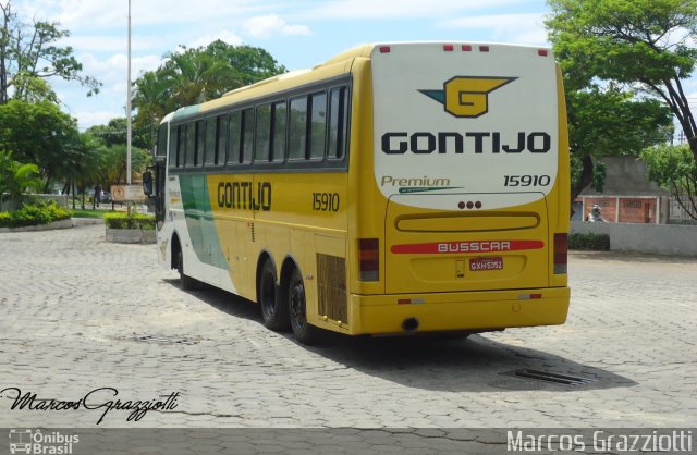 Empresa Gontijo de Transportes 15910 na cidade de Curvelo, Minas Gerais, Brasil, por Marcos Grazziotti. ID da foto: 3436367.