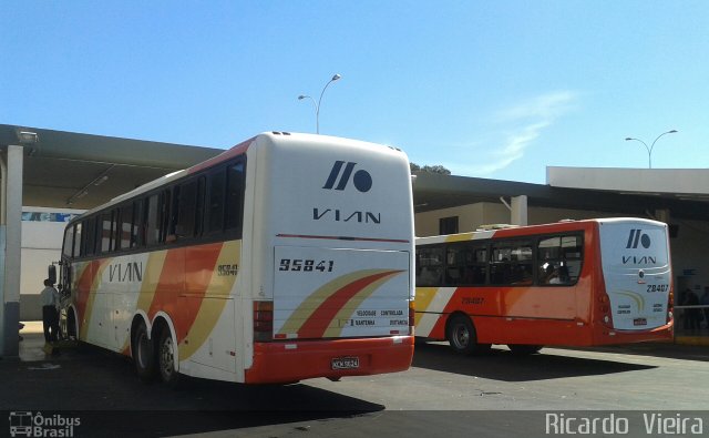 VIAN - Viação Anapolina 95841 na cidade de Brasília, Distrito Federal, Brasil, por Ricardo Vieira. Número da foto: #3436638.
