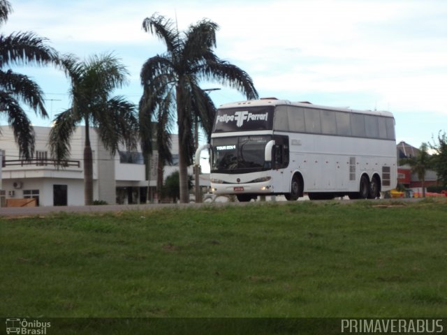 Ônibus Particulares  na cidade de Primavera do Leste, Mato Grosso, Brasil, por Alexandre Rodrigo. Número da foto: #3439062.