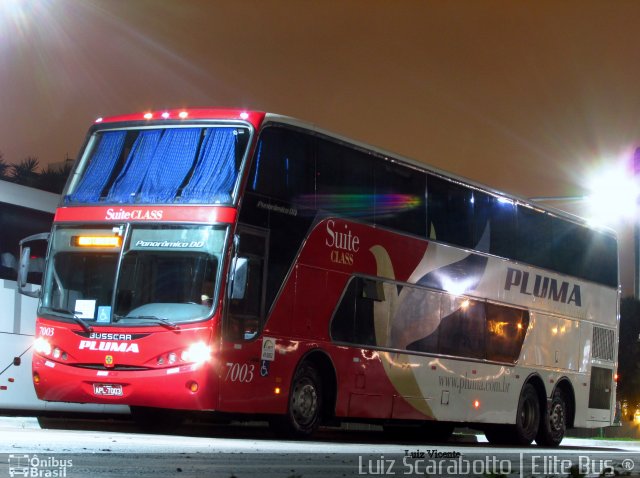 Pluma Conforto e Turismo 7003 na cidade de Curitiba, Paraná, Brasil, por Luiz Scarabotto . ID da foto: 3444920.