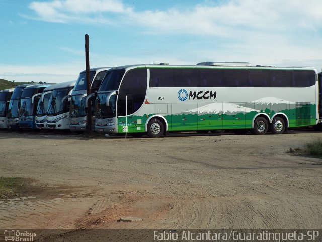 MCCM Transportes 957 na cidade de Aparecida, São Paulo, Brasil, por Fabio Alcantara. Número da foto: #3403828.