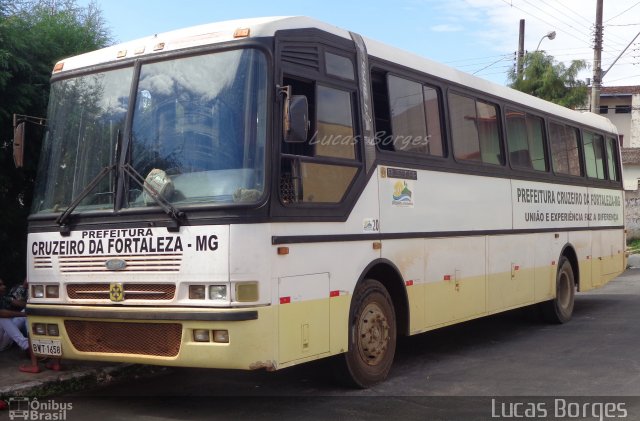 Prefeitura Municipal de Cruzeiro da Fortaleza 24010 na cidade de Araxá, Minas Gerais, Brasil, por Lucas Borges . Número da foto: #3446298.