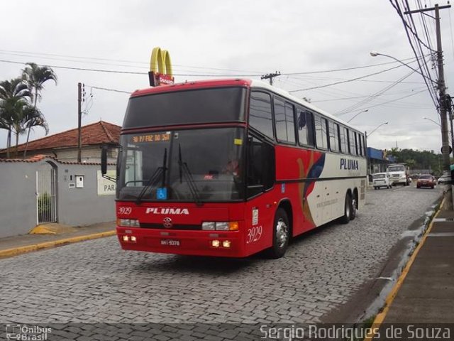 Pluma Conforto e Turismo 3929 na cidade de Resende, Rio de Janeiro, Brasil, por Sergio Rodrigues de Souza. ID da foto: 3450976.