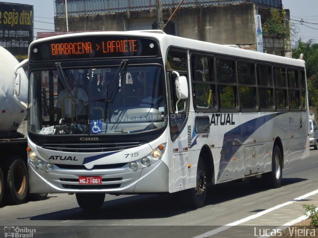 Cia Atual 715 na cidade de Barbacena, Minas Gerais, Brasil, por Lucas Vieira. Número da foto: #3454779.