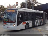 Metra - Sistema Metropolitano de Transporte 8050 na cidade de Diadema, São Paulo, Brasil, por Gabriel Rossi . Número da foto: #3461074.