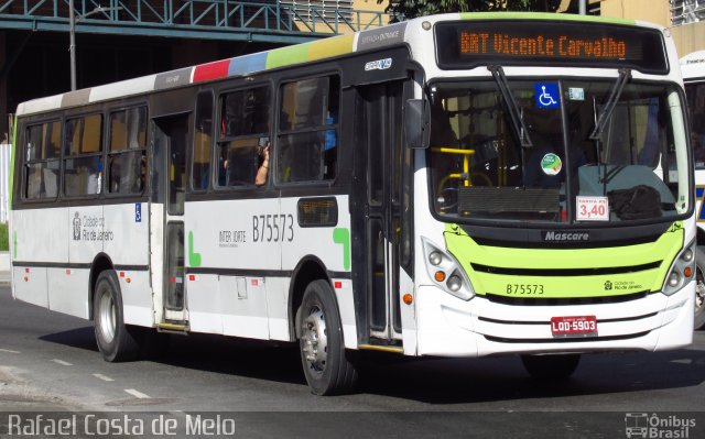 Viação Madureira Candelária B75573 na cidade de Rio de Janeiro, Rio de Janeiro, Brasil, por Rafael Costa de Melo. Número da foto: #3466907.