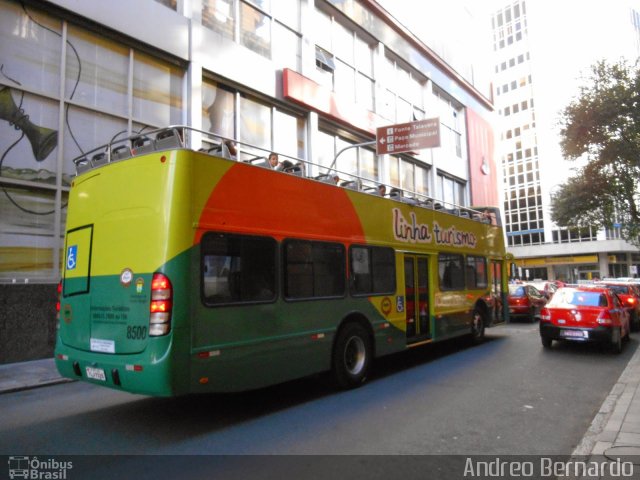 Companhia Carris Porto-Alegrense 8500 na cidade de Porto Alegre, Rio Grande do Sul, Brasil, por Andreo Bernardo. ID da foto: 3404802.