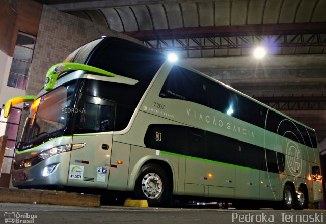 Viação Garcia 7207 na cidade de Apucarana, Paraná, Brasil, por Pedroka Ternoski. ID da foto: 3467246.