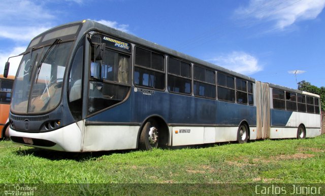 Ônibus Particulares 4089 na cidade de Goiânia, Goiás, Brasil, por Carlos Júnior. ID da foto: 3407995.