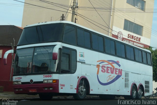 Seven Tur 7000 na cidade de Assis, São Paulo, Brasil, por Francisco Ivano. ID da foto: 3408549.