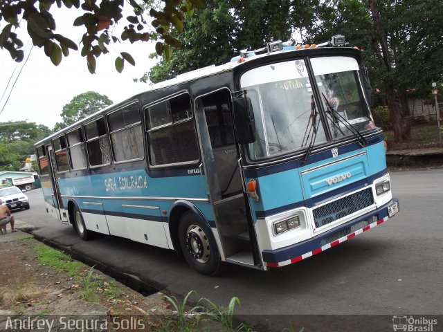 Transportes Dayro PB 597 na cidade de Orotina, Orotina, Alajuela, Costa Rica, por Andrey Segura Solís. Número da foto: #3409265.