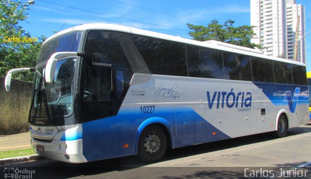 Vitória Transportes 10227 na cidade de Goiânia, Goiás, Brasil, por Carlos Júnior. ID da foto: 3412756.