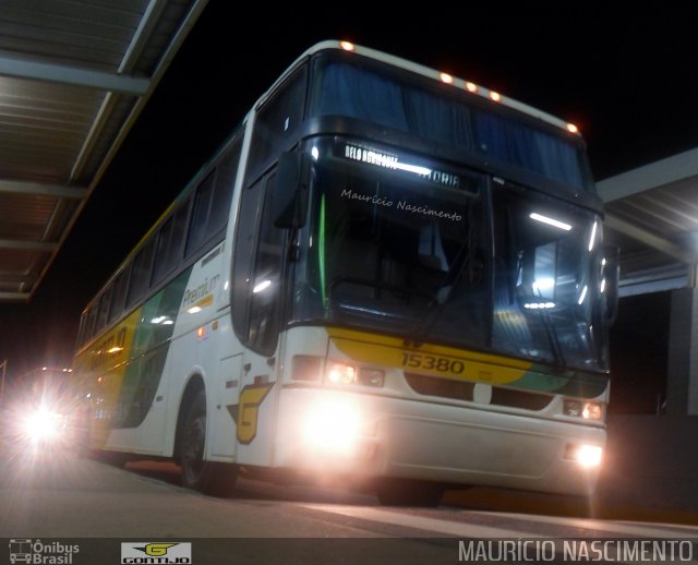 Empresa Gontijo de Transportes 15380 na cidade de Belo Horizonte, Minas Gerais, Brasil, por Maurício Nascimento. ID da foto: 3413309.