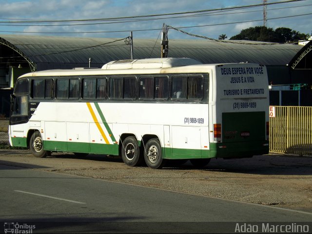 Ônibus Particulares 9282 na cidade de Belo Horizonte, Minas Gerais, Brasil, por Adão Raimundo Marcelino. ID da foto: 3413361.