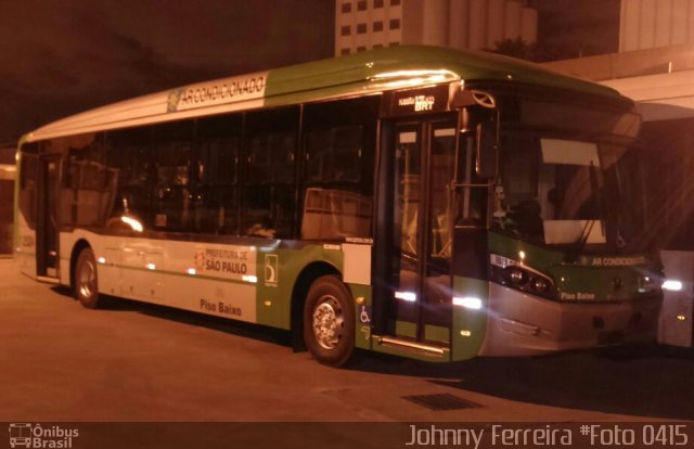Viação Gato Preto 1 2524 na cidade de São Paulo, São Paulo, Brasil, por Johnny Ferreira. Número da foto: #3421487.