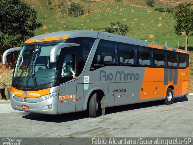 Transturismo Rio Minho RJ 166.060 na cidade de Aparecida, São Paulo, Brasil, por Fabio Alcantara. Número da foto: #3419580.