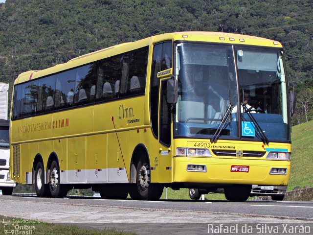 Viação Itapemirim 44903 na cidade de Petrópolis, Rio de Janeiro, Brasil, por Rafael da Silva Xarão. ID da foto: 3420191.