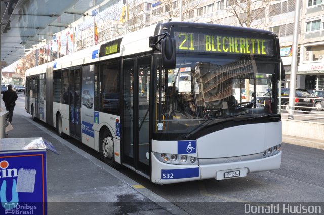 TL - Transports Publics de la Région Lausannoise 532 na cidade de Lausanne, Vaud, Suíça, por Donald Hudson. Número da foto: #3420905.