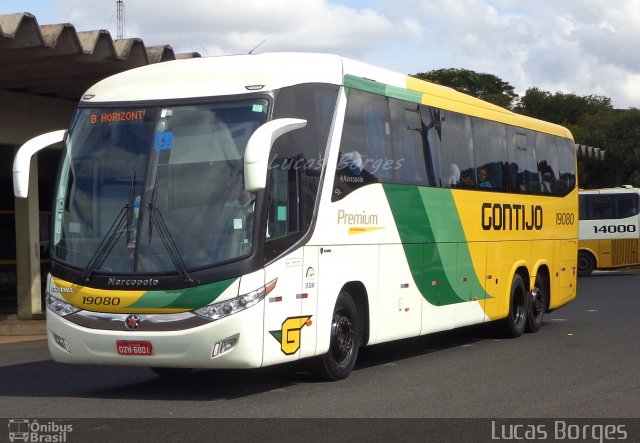 Empresa Gontijo de Transportes 19080 na cidade de Araxá, Minas Gerais, Brasil, por Lucas Borges . Número da foto: #3490039.
