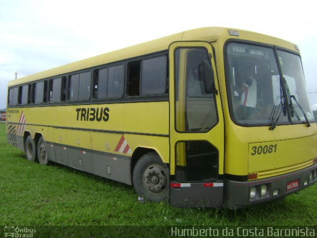Viação Itapemirim 30081 na cidade de Guararema, São Paulo, Brasil, por Humberto da Costa Baronista. Número da foto: #3495131.