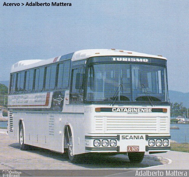 Auto Viação Catarinense 2079 na cidade de Joinville, Santa Catarina, Brasil, por Adalberto Mattera. ID da foto: 3497933.