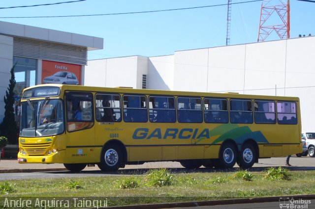 Viação Garcia 6944 na cidade de Londrina, Paraná, Brasil, por André Aguirra Taioqui. ID da foto: 3504298.