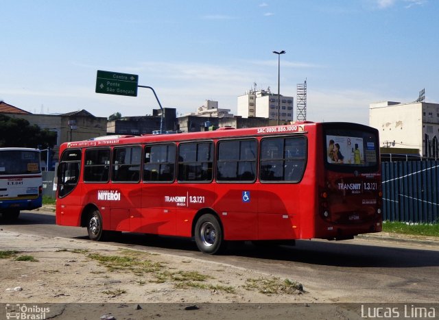 Auto Ônibus Brasília 1.3.121 na cidade de Niterói, Rio de Janeiro, Brasil, por Lucas Lima. Número da foto: #3504791.