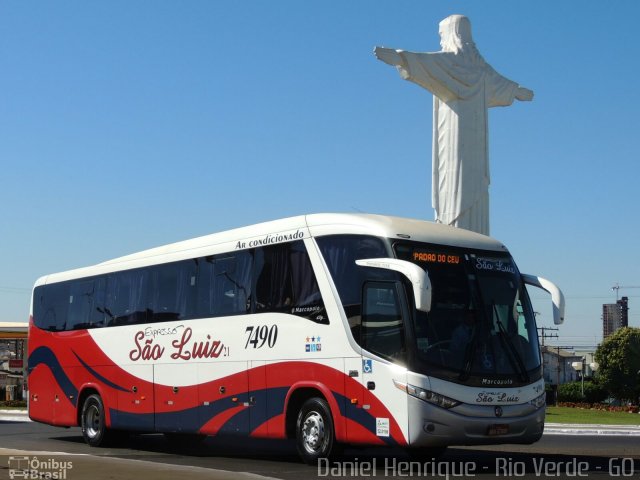 Expresso São Luiz 7490 na cidade de Rio Verde, Goiás, Brasil, por Daniel Henrique. ID da foto: 3510241.