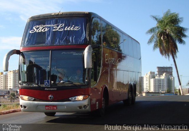 Expresso São Luiz 6900 na cidade de Cuiabá, Mato Grosso, Brasil, por Paulo Sergio Alves Venancio. ID da foto: 3472338.