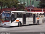 Metra - Sistema Metropolitano de Transporte 7906 na cidade de Diadema, São Paulo, Brasil, por Gabriel Rossi . ID da foto: :id.