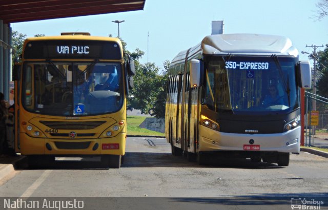 TCGL - Transportes Coletivos Grande Londrina 4440 na cidade de Londrina, Paraná, Brasil, por Nathan Augusto. Número da foto: #3516424.