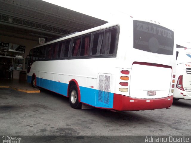 Ônibus Particulares 7107 na cidade de Roseira, São Paulo, Brasil, por Adriano Duarte. Número da foto: #3520506.